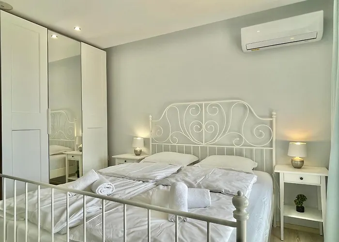 Paradiso - Private Apartment-bsr-1